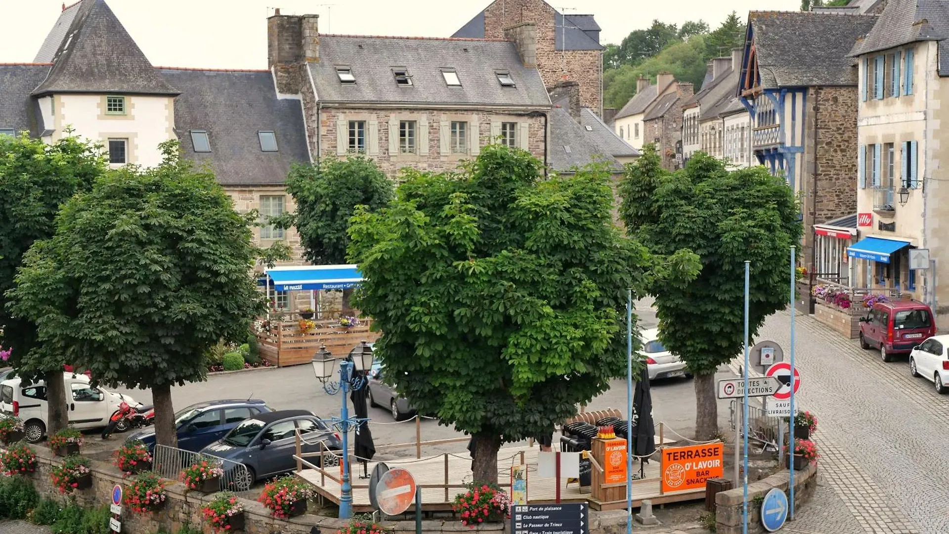Les Chambres De L'Elysee Pontrieux France